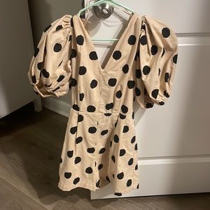 Polka Dot Puff Sleeve Romper Size S